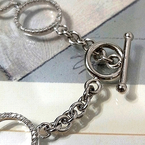 Gordon's Jewelers Sterling Silver Diamond Circles Toggle Bracelet - Picture 3 of 4